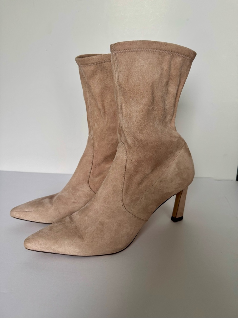 Stuart Weitzman Pink Suede Sock Boots Pointed Toe 6 6.5